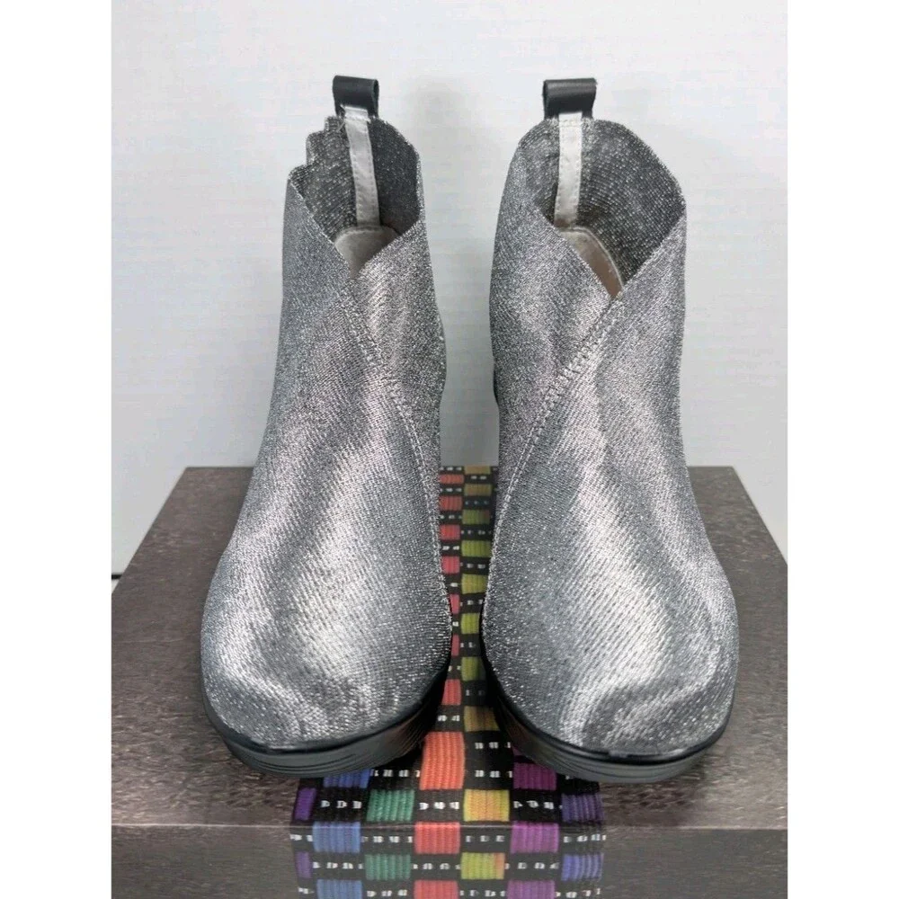 NIB Bernie Mev Maile Elastic Woven Wedge Bootie Womens Size 9 Pewter Silver - Picture 7 of 12